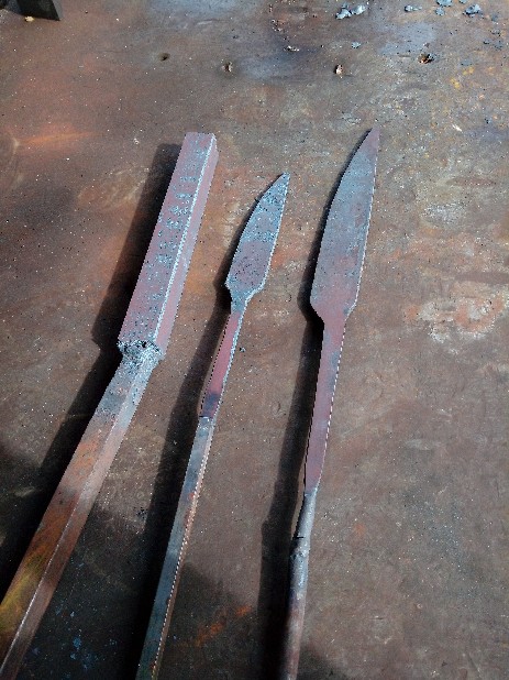 forged knife san mai rwl34 damascus stainless niko giordani